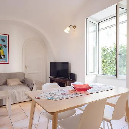 La Casa Di Dafne Naples